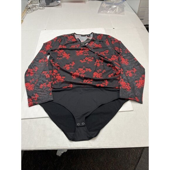 Tahari Bodysuit Women XL‎ Black Red Mesh Floral Roses Surplice Witchy Whisigoth - Picture 3 of 10